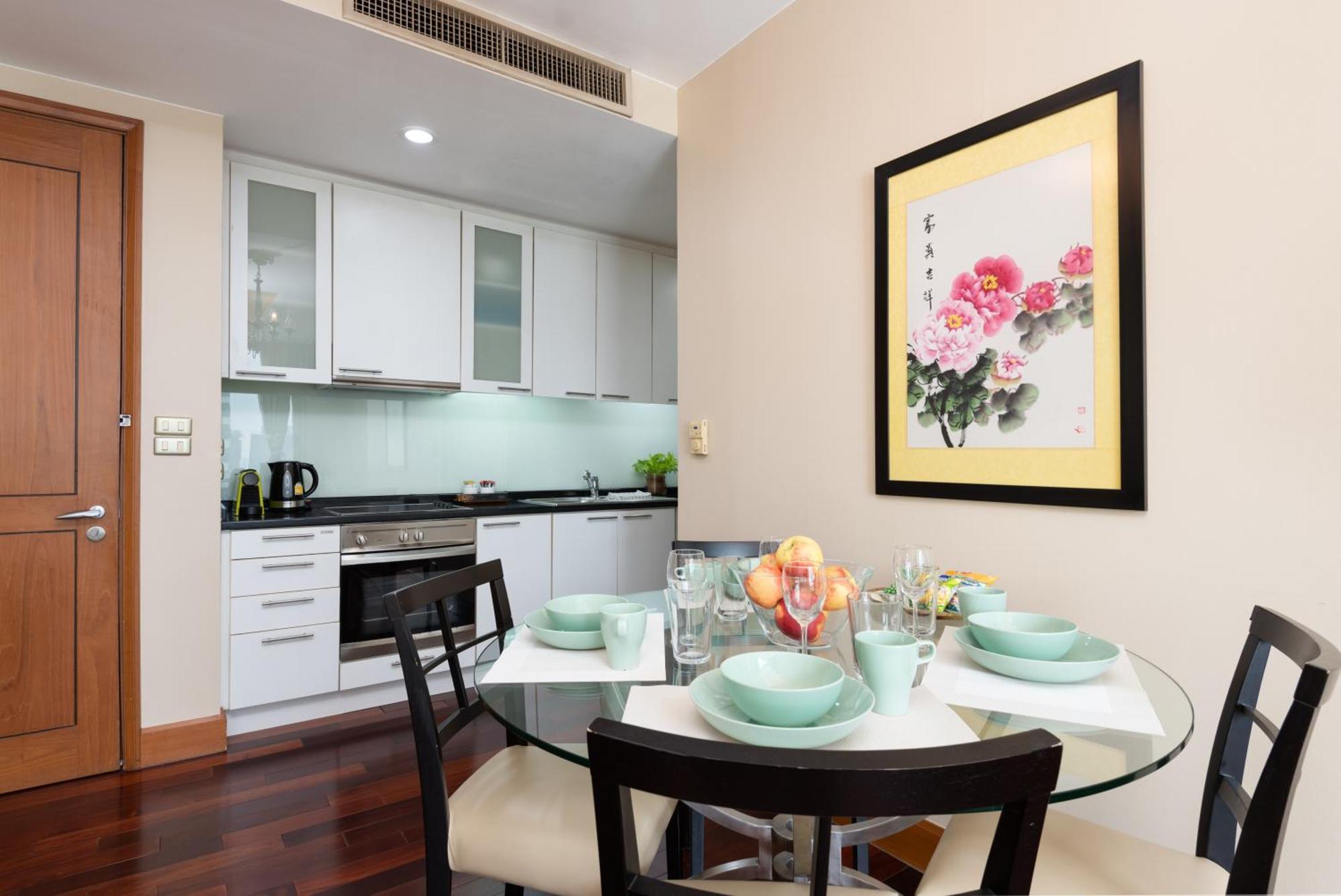 Sky Villas Apartments Бангкок Екстер'єр фото
